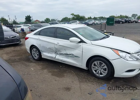2011 Hyundai Sonata Gls z USA, uszkodzony, nr VIN 5NPEB4AC5BH307251